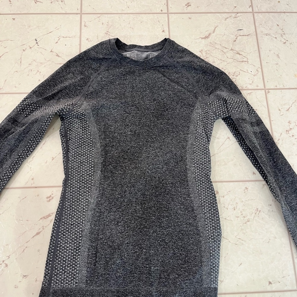 Figs underscrub grey